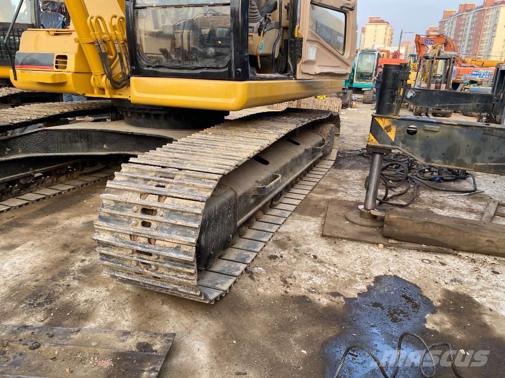 CAT 325 B L Гусеничні екскаватори