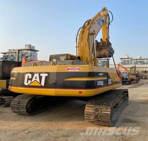 CAT 325 B L Гусеничні екскаватори