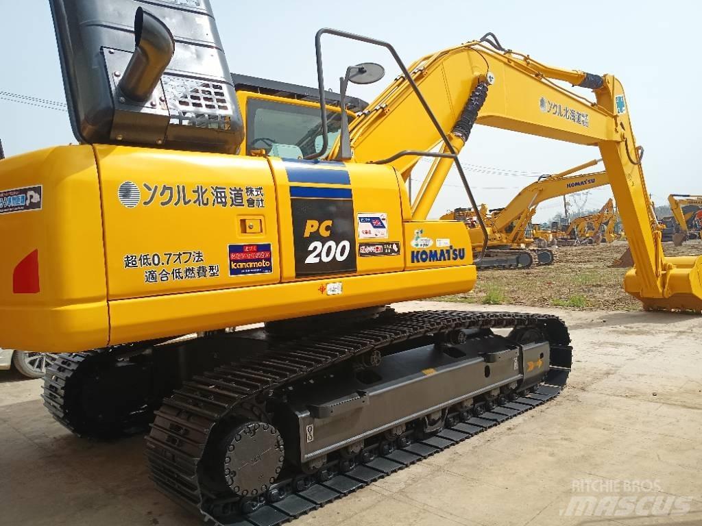Komatsu PC 200 Гусеничні екскаватори