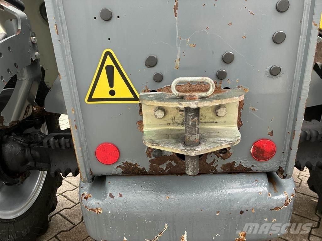 Kramer 2506 Телескопічні навантажувачі