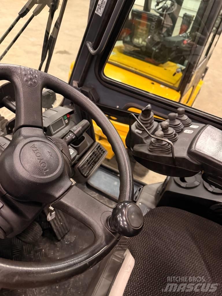 Toyota 7FDA50 Дизельні навантажувачі