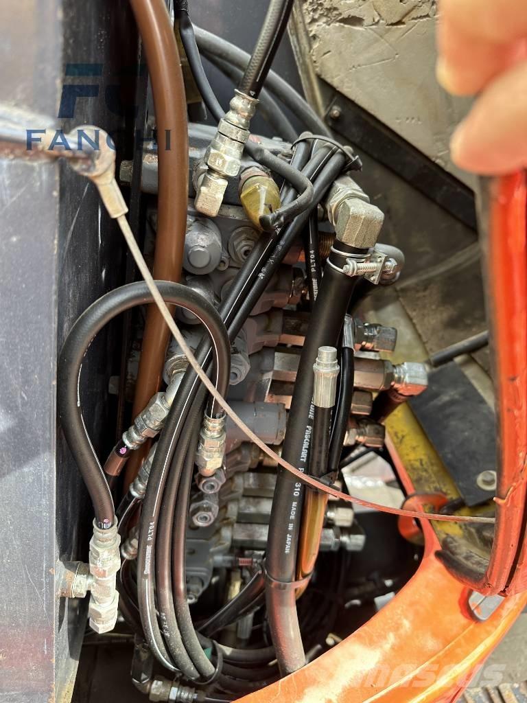 Kubota KX 155 Гусеничні екскаватори