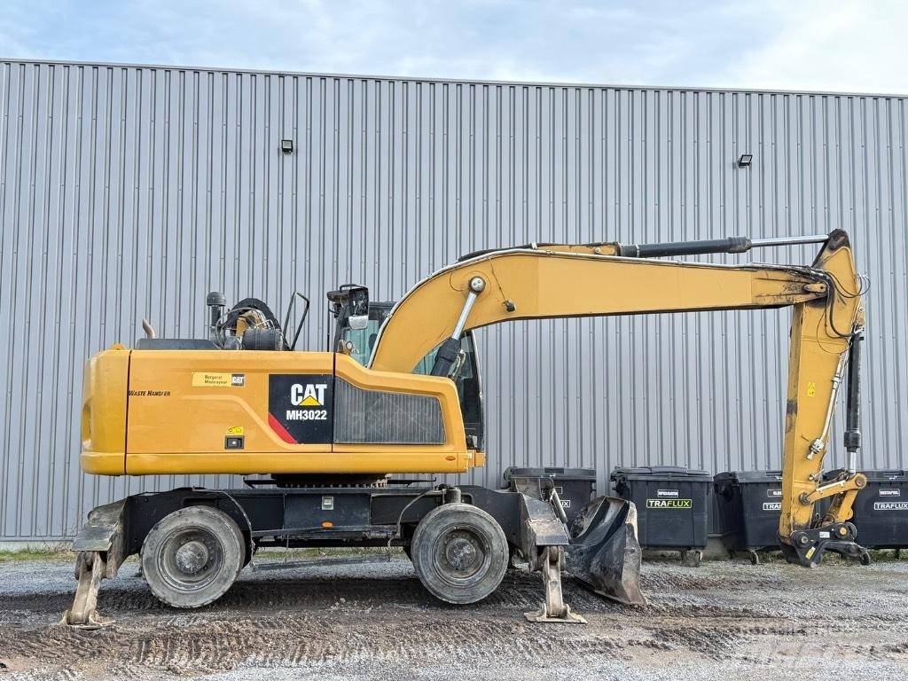 CAT MH3022 Перевантажувачі металобрухту/промислові навантажувачі