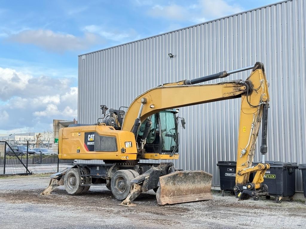 CAT MH3022 Перевантажувачі металобрухту/промислові навантажувачі