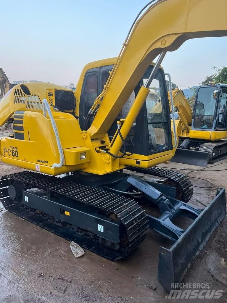 Komatsu PC 60-7 Гусеничні екскаватори