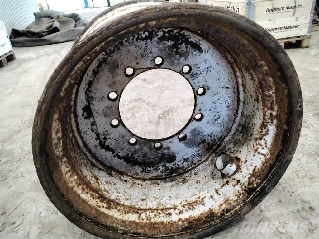 Valmet 836 20x26,5 Шини