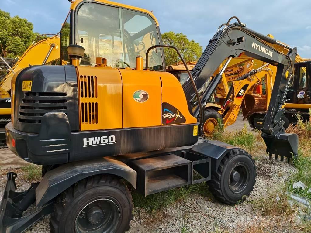 Hyundai 60 W Колісні екскаватори