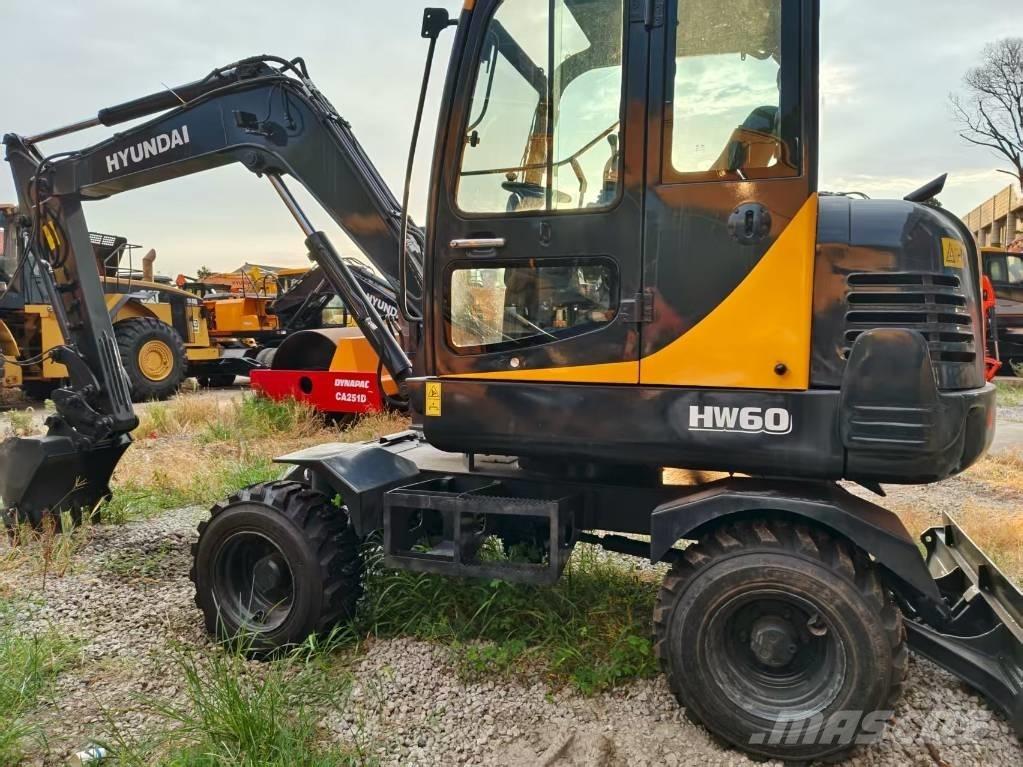 Hyundai 60 W Колісні екскаватори