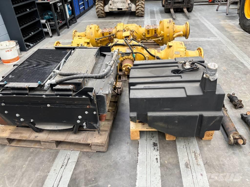 CAT 938 M Фронтальні навантажувачі