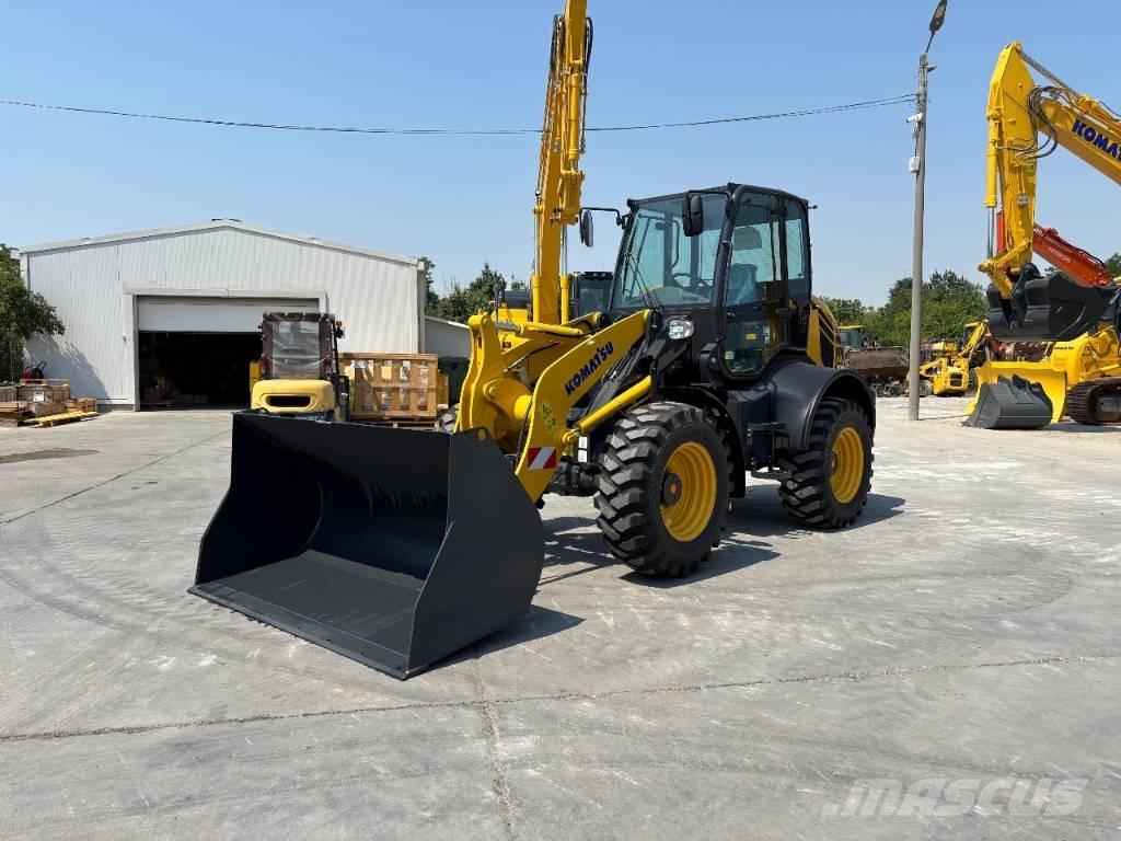 Komatsu WA 100 M-8 Малі навантажувачі