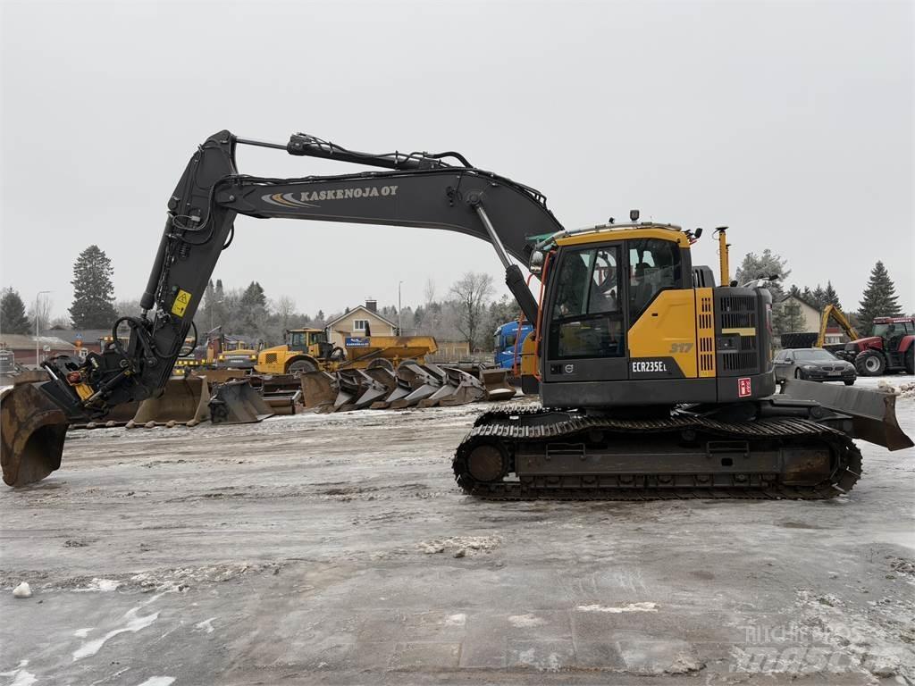 Volvo ECR 235 EL Гусеничні екскаватори