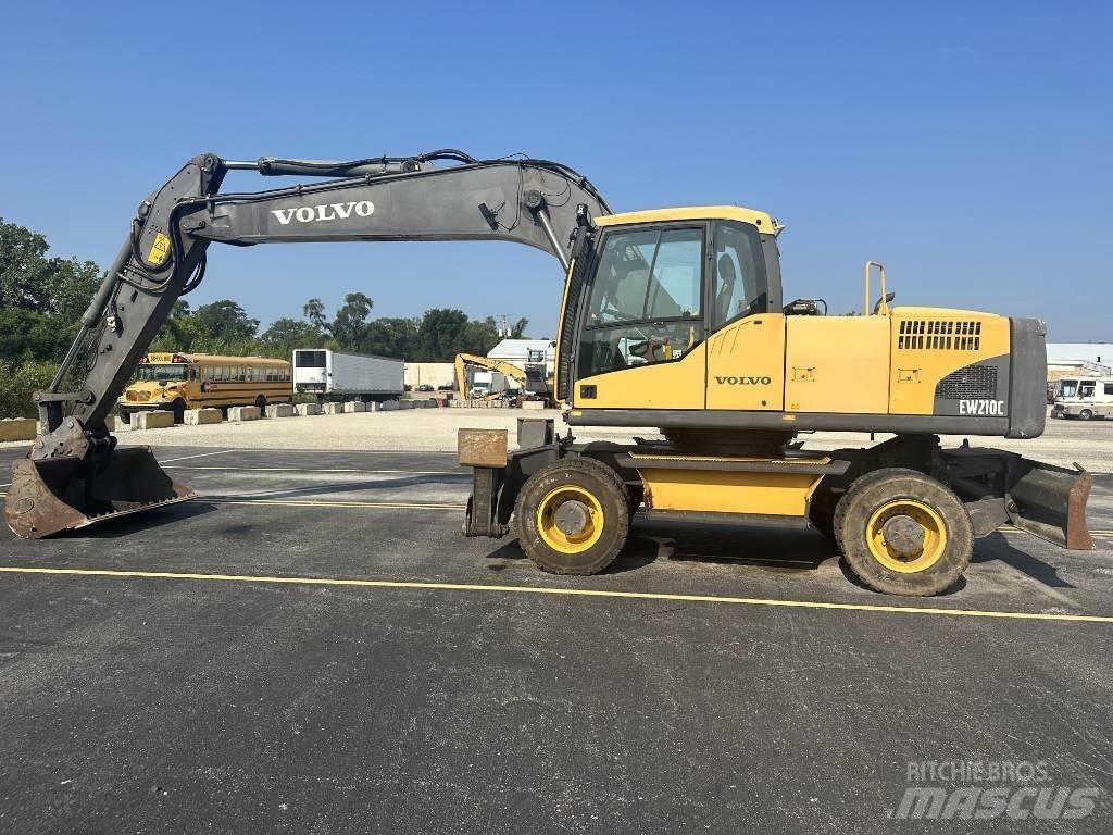 Volvo EW 210 C Колісні екскаватори