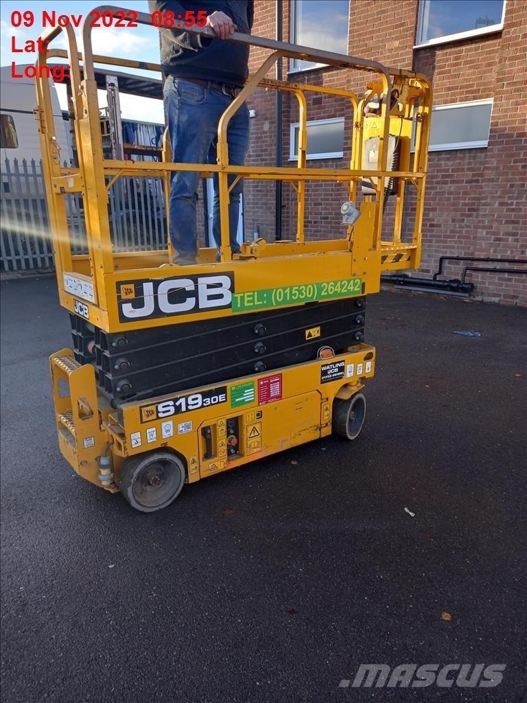 JCB 1930E Підйомники-ножиці
