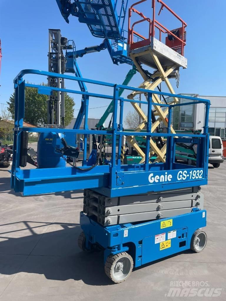 Genie GS 1932 Підйомники-ножиці