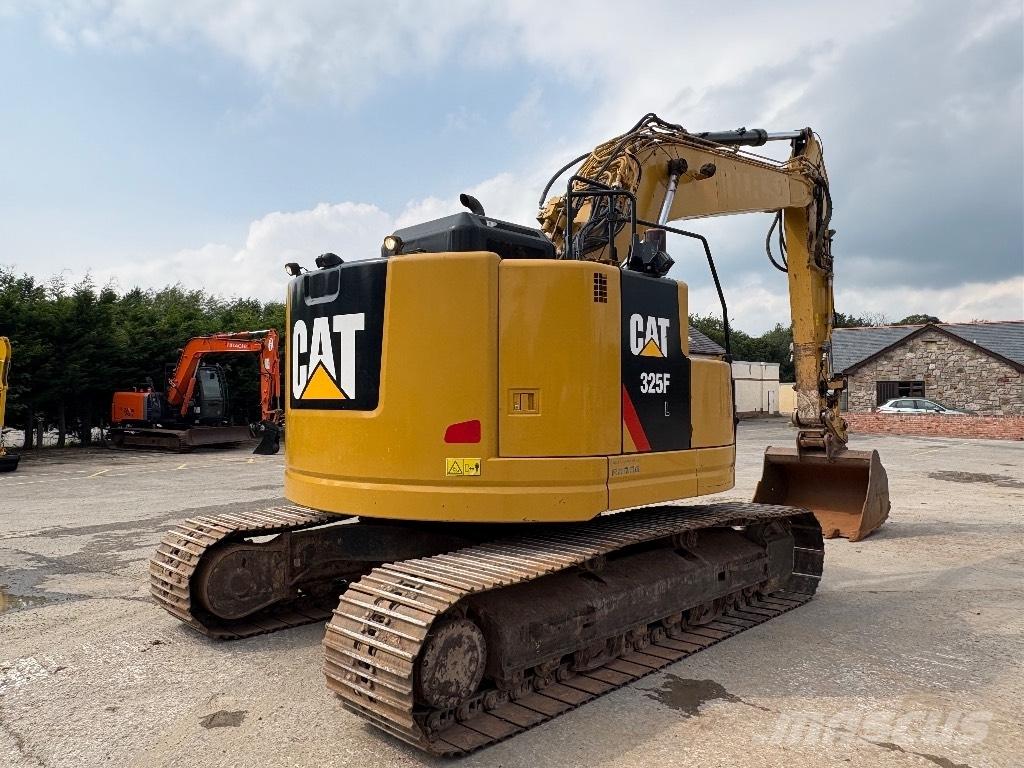 CAT 325 FL CR Гусеничні екскаватори