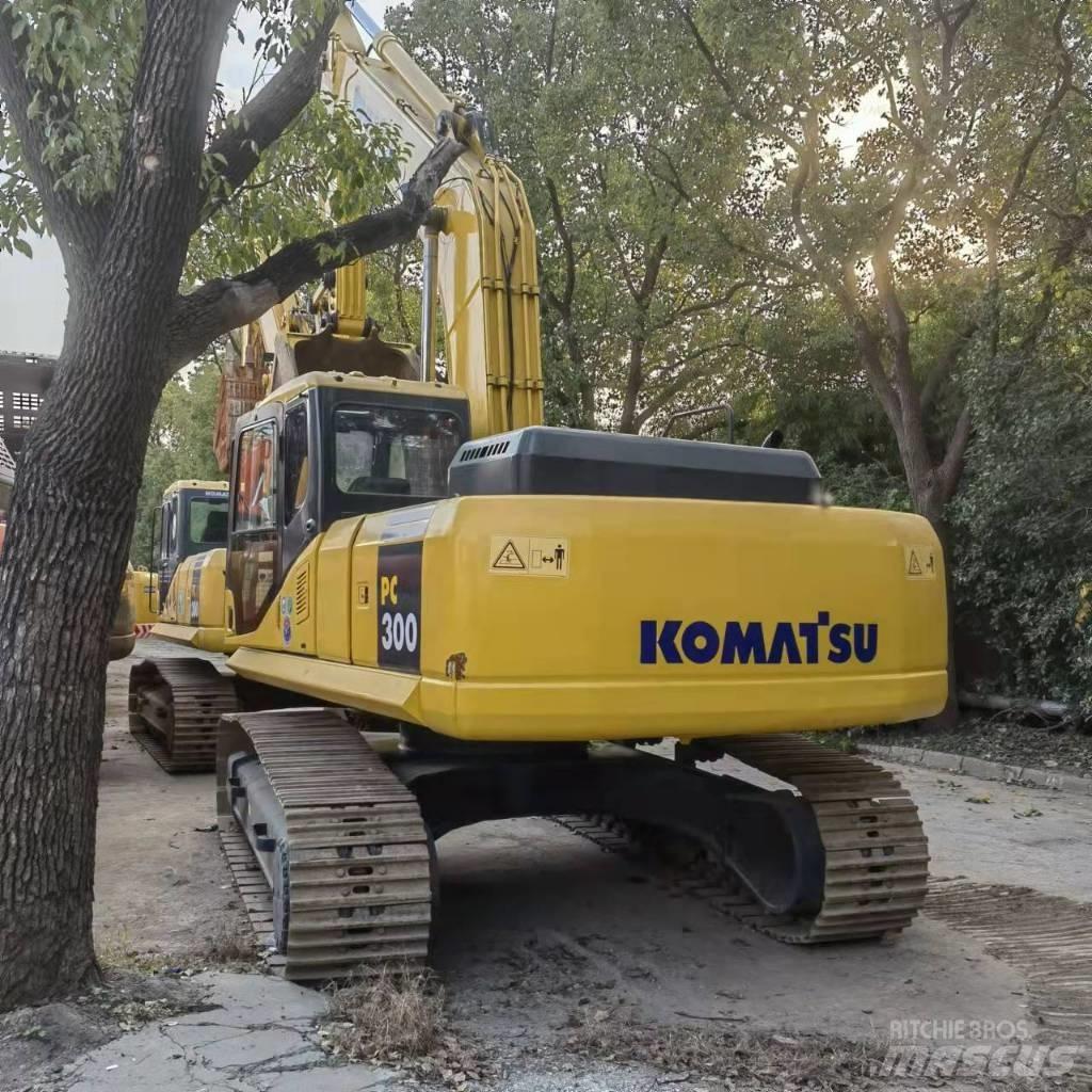 Komatsu PC 300 Гусеничні екскаватори