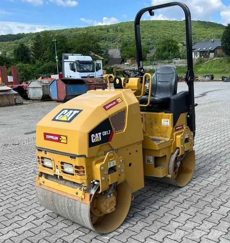 CAT CB 1.7 Котки тротуарні