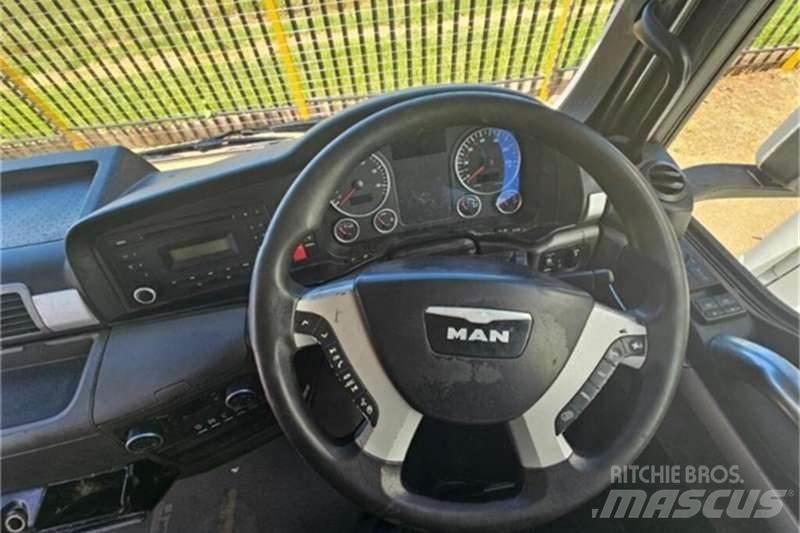 MAN 26 SERIES Вантажівки / спеціальні