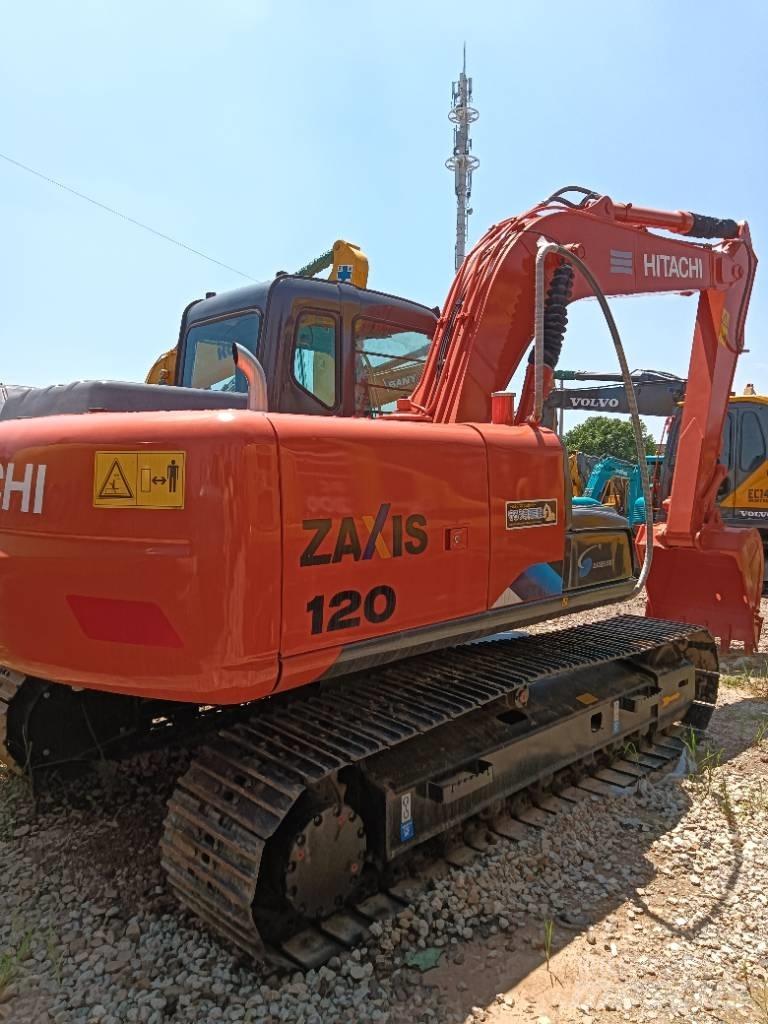 Hitachi ZX 120 Гусеничні екскаватори