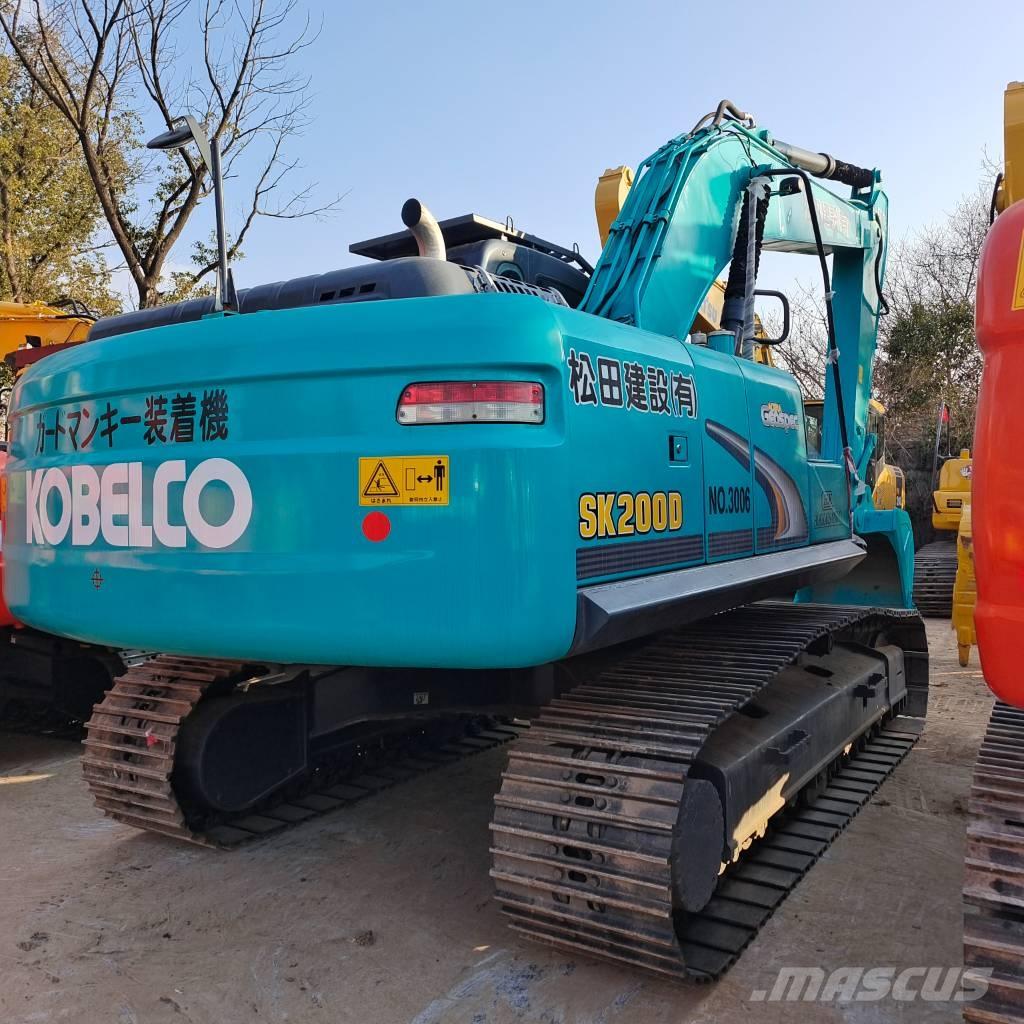 Kobelco SK200-8 Гусеничні екскаватори