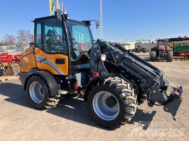 GiANT G5000 tele Телескопічний навантажувач