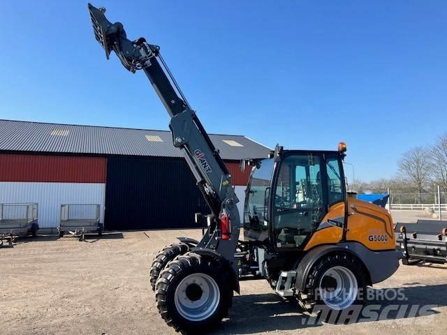 GiANT G5000 tele Телескопічний навантажувач