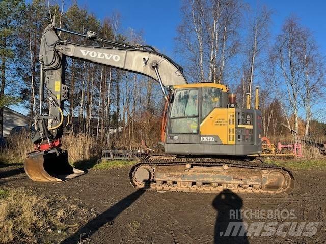 Volvo ECR 235 EL Гусеничні екскаватори