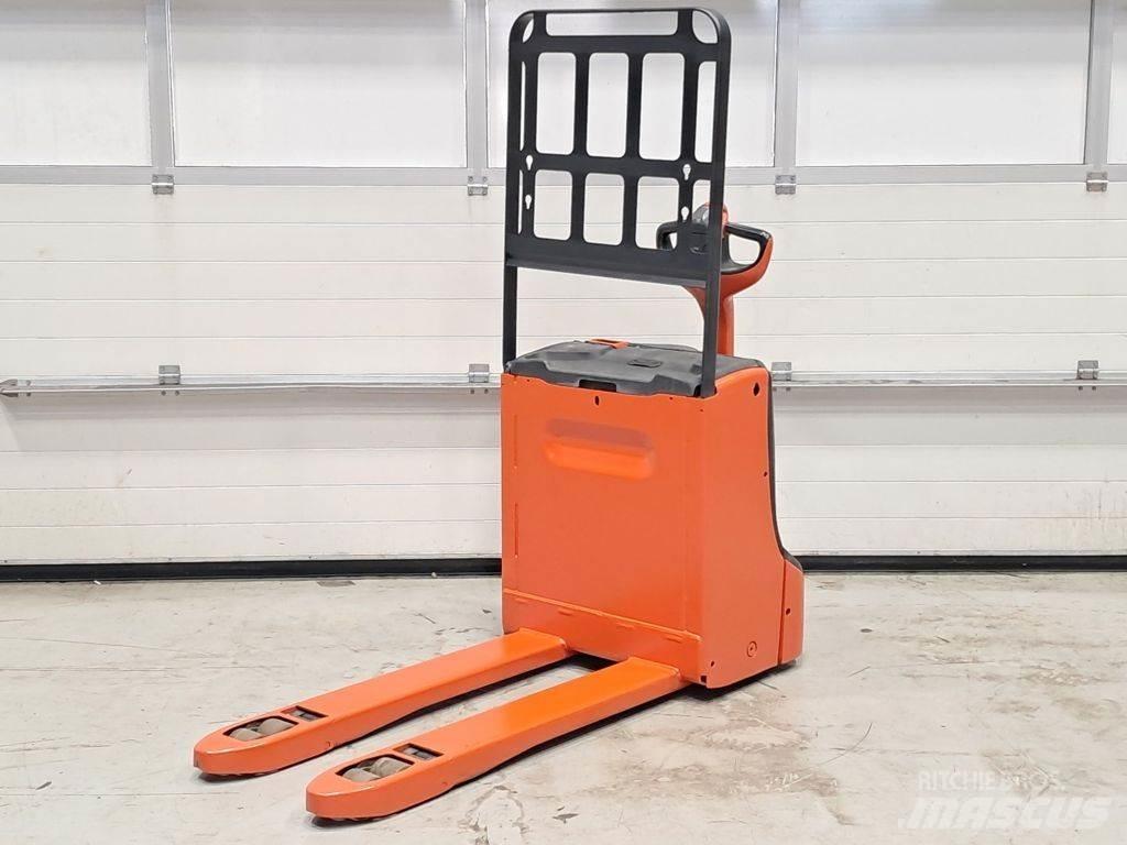 Linde T18 Штабелери