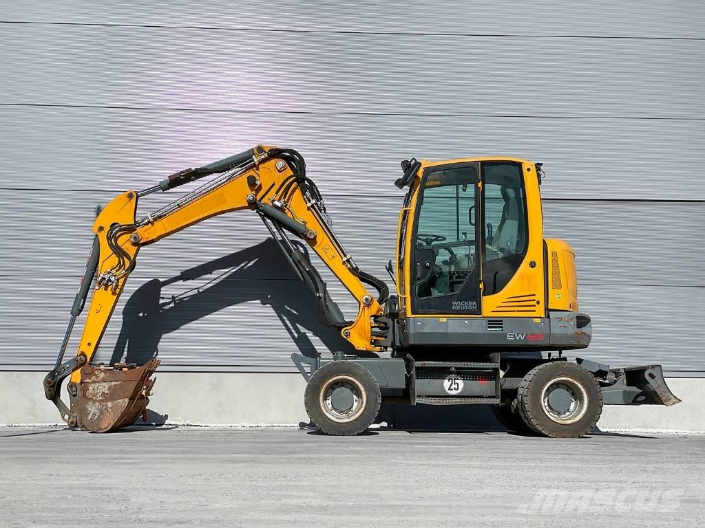 Wacker Neuson EW 65 Колісні екскаватори