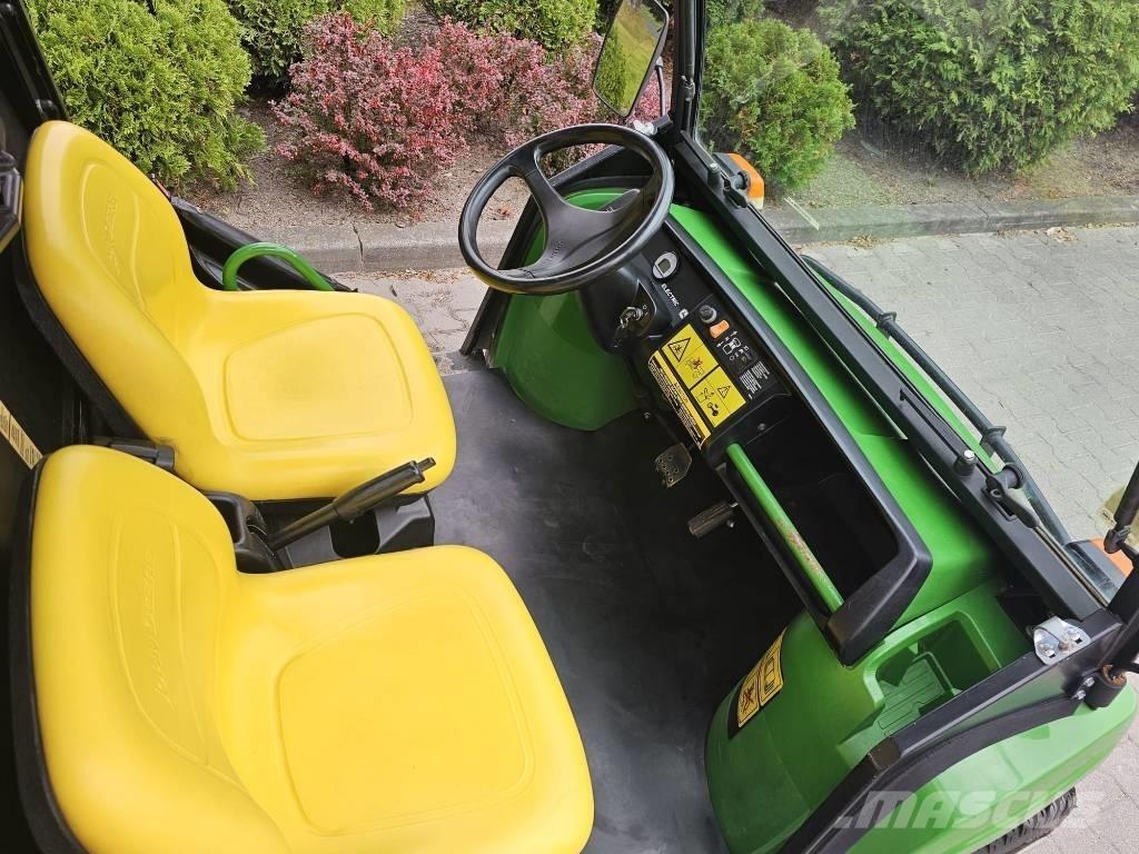John Deere Gator TE Підсобні машини