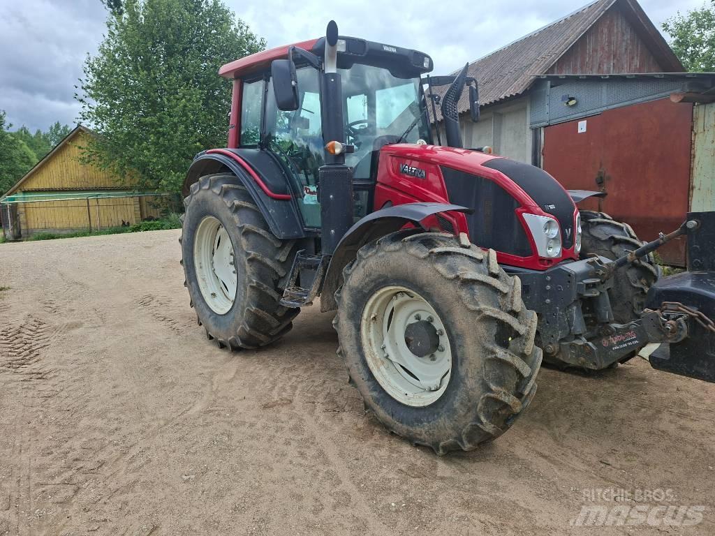 Valtra N 123 Трактори