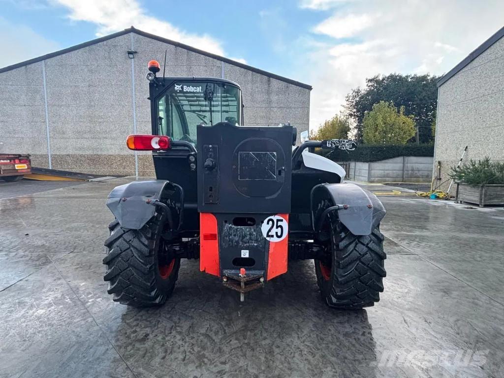 Bobcat TL360 Телескопічний навантажувач