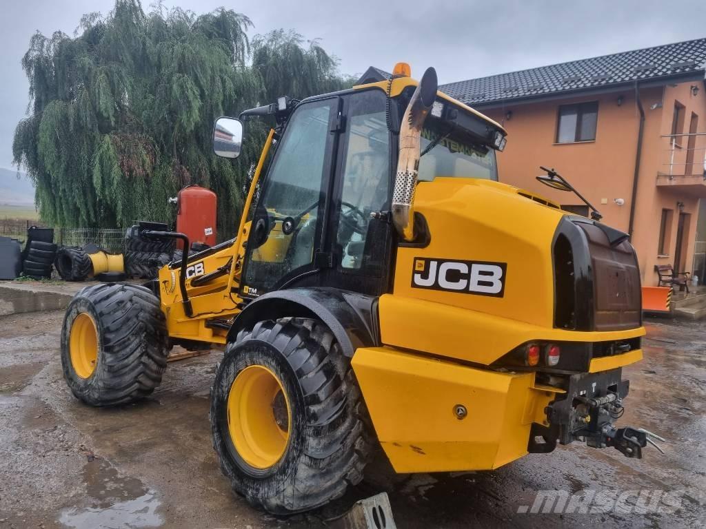 JCB TM 320S Телескопічний навантажувач