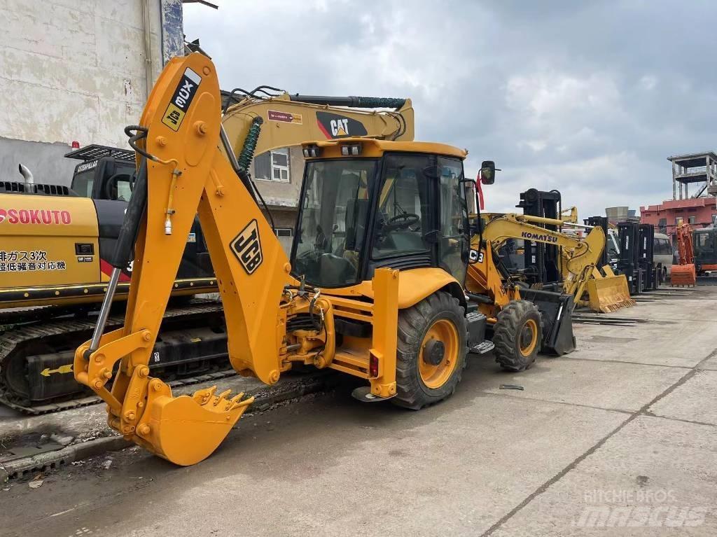JCB 3 CX Екскаватори-навантажувачі