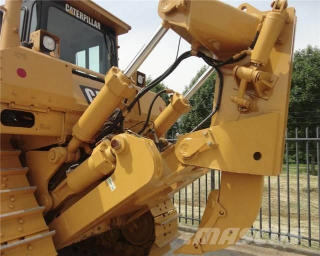 CAT D 8 R Гусеничні бульдозери