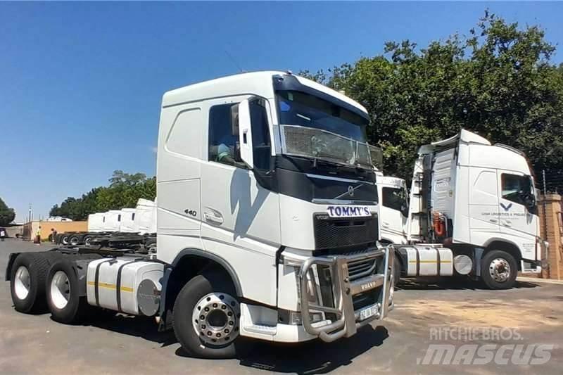 Volvo FH440 6X4 Вантажівки / спеціальні