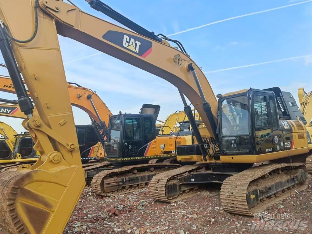 CAT 325 D2 Гусеничні екскаватори
