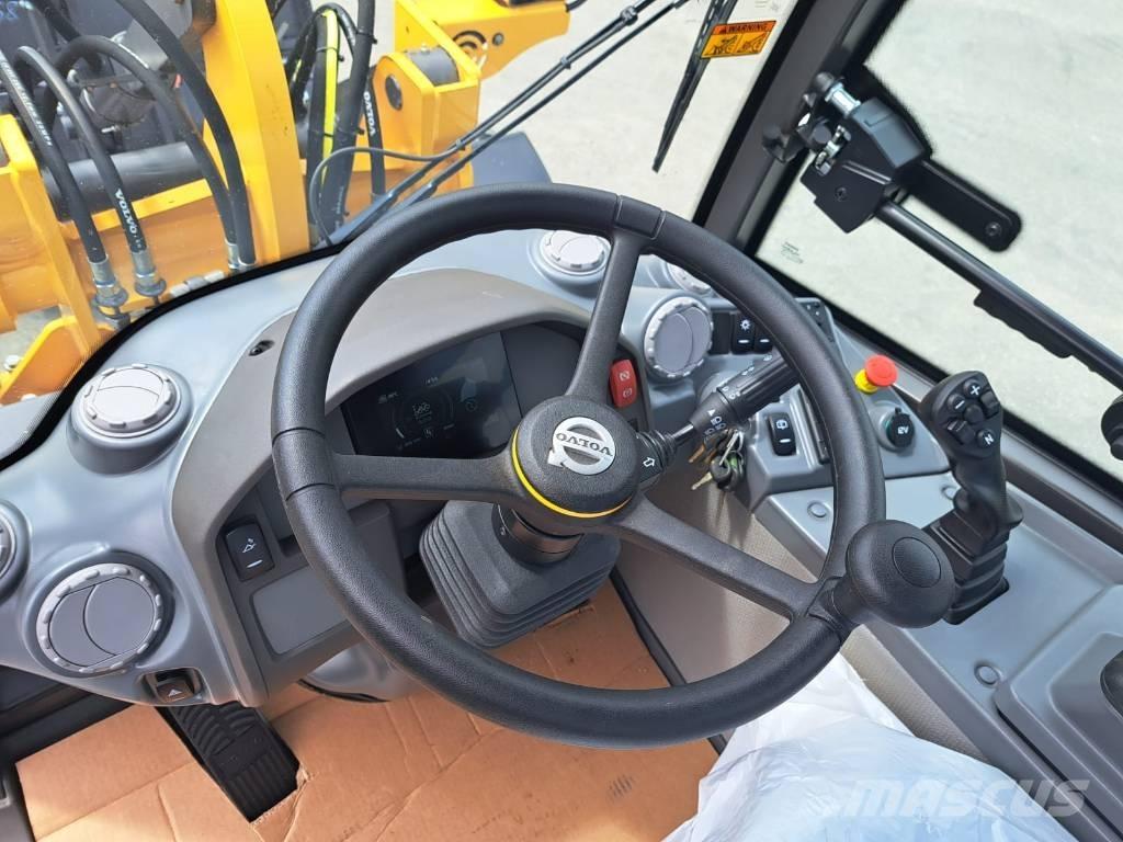 Volvo JL25H Міні-навантажувачі