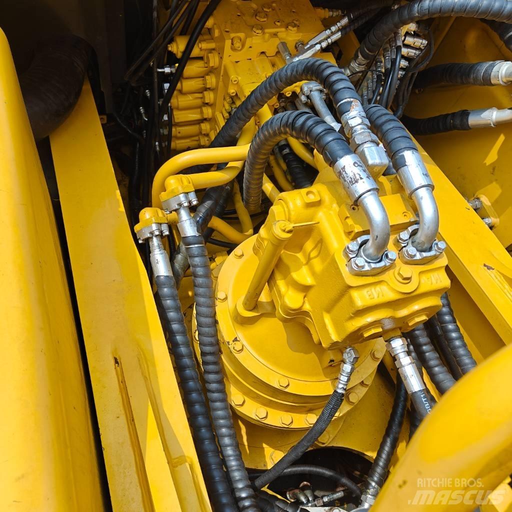 Komatsu 450-8 Гусеничні екскаватори