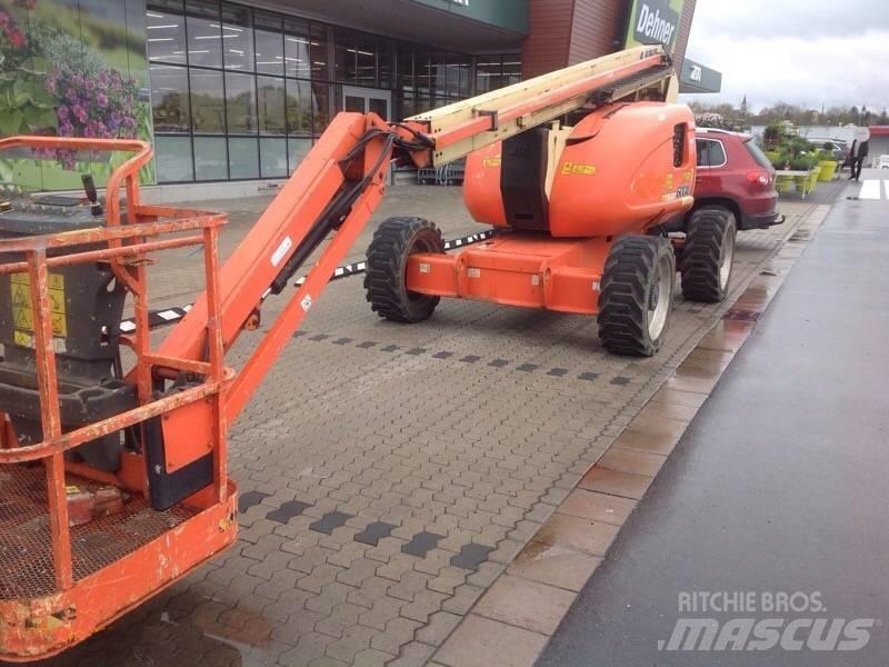 JLG 600 AJ Колінчаті підйомники