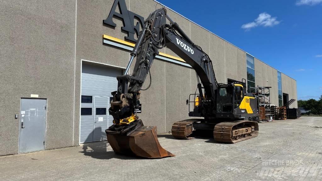 Volvo EC 350 EL Гусеничні екскаватори