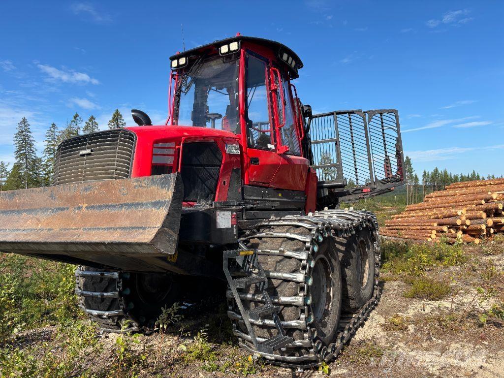 Komatsu 895 Форвардери