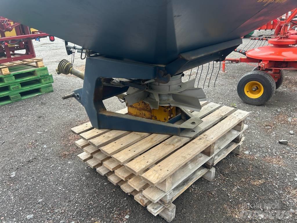 Bogballe BL600 Розсіювач мінеральних добрив