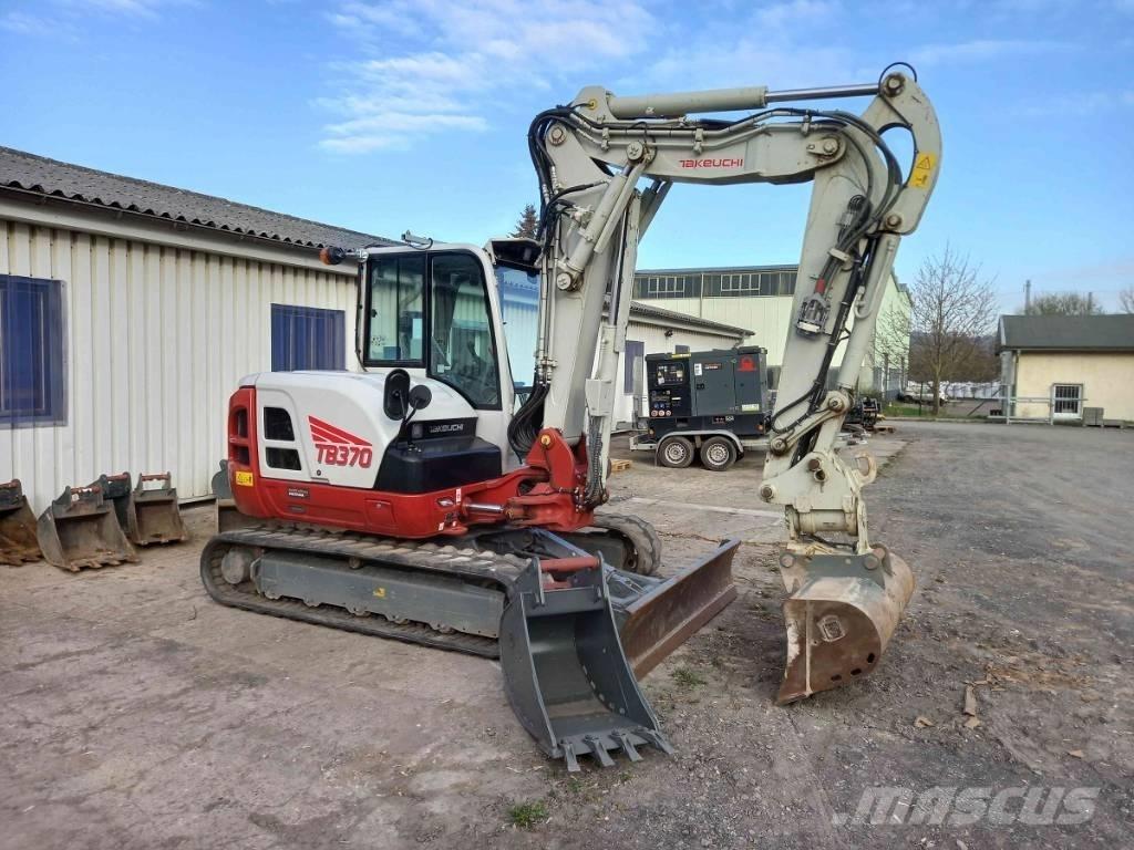 Takeuchi TB 370 CV Середні екскаватори 7т. - 12т.