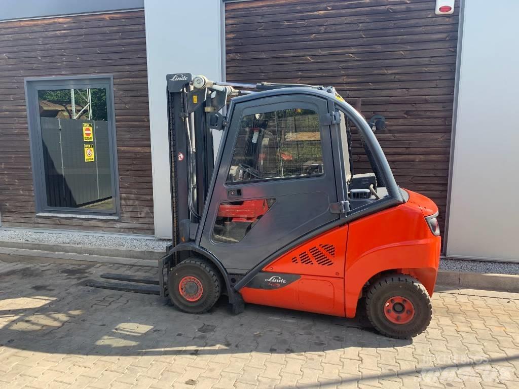 Linde H25D Дизельні навантажувачі