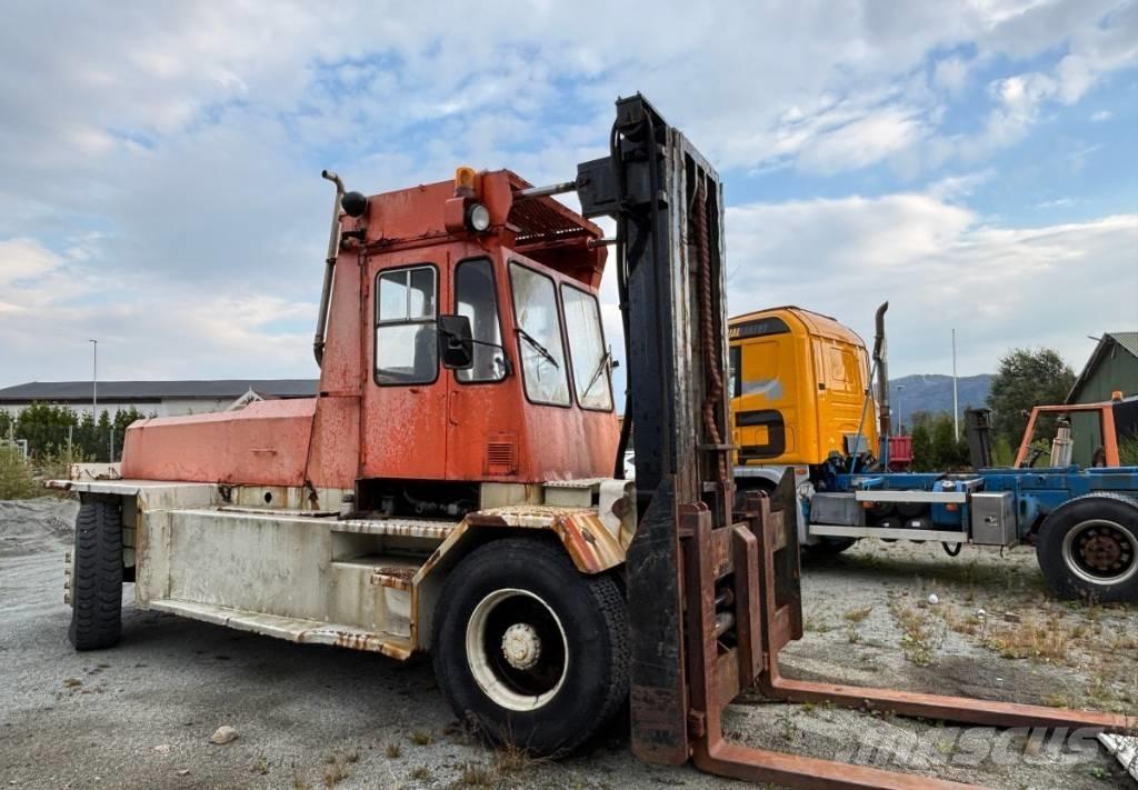 Heggtruck 16 Ton Дизельні навантажувачі