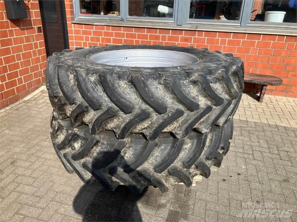 Petlas 520/85R42 Сільгосптехніка - Інші