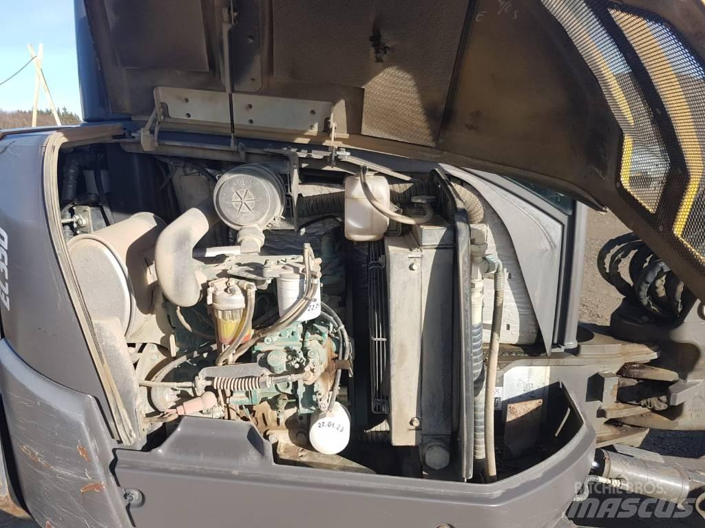 Hyundai R80 CR 9A Середні екскаватори 7т. - 12т.