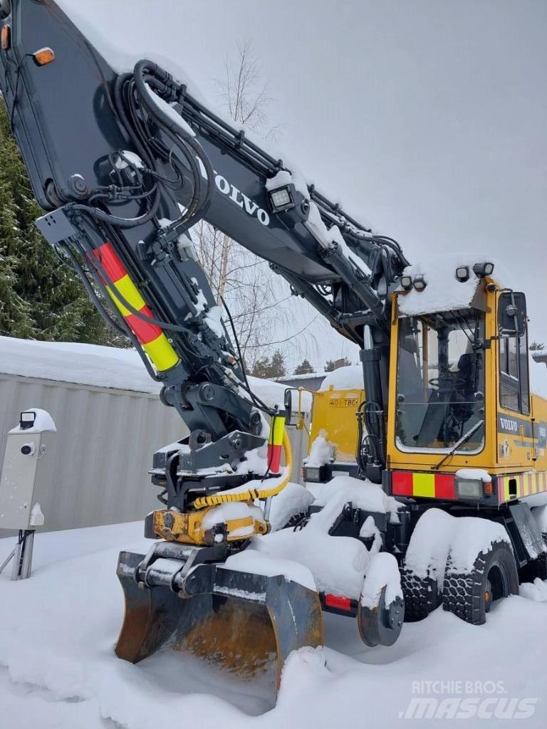 Volvo EW 200 Колісні екскаватори