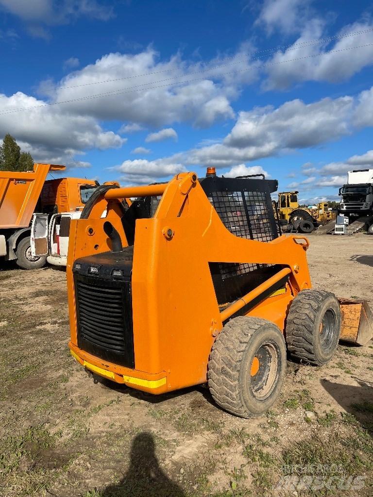 CASE 95 XT Міні-навантажувачі